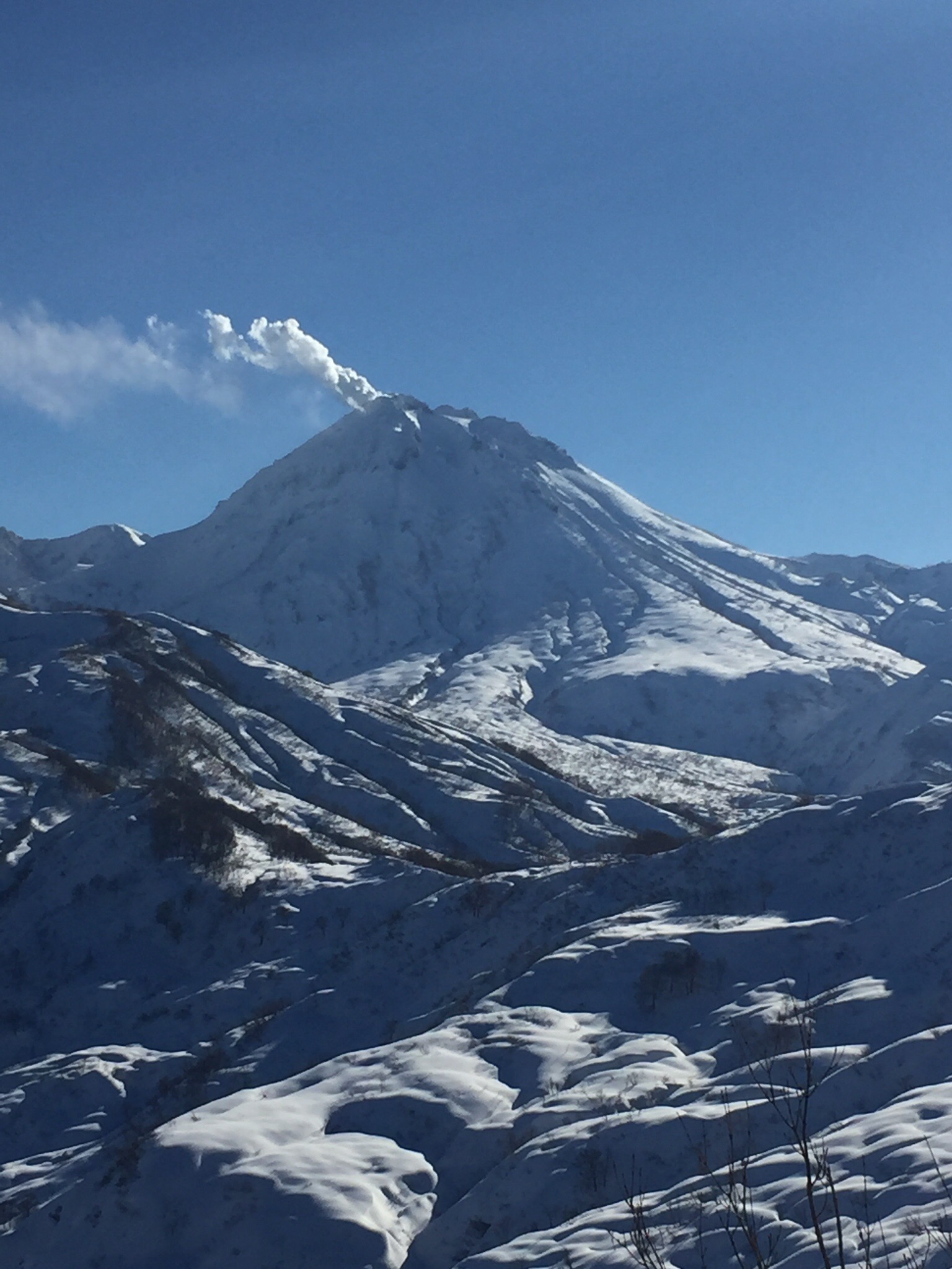 Japan skiing volcano scene